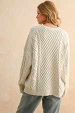 Round Neck Cable Knit Top