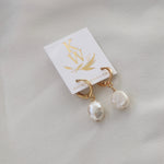 Keshi Pearl Nugget Huggie Earrings
