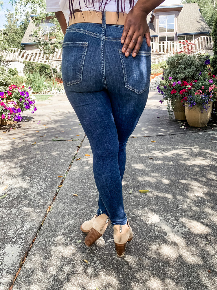 Eunina Bella Medium Wash Distressed Skinny Jeans - Lilac&Lemon