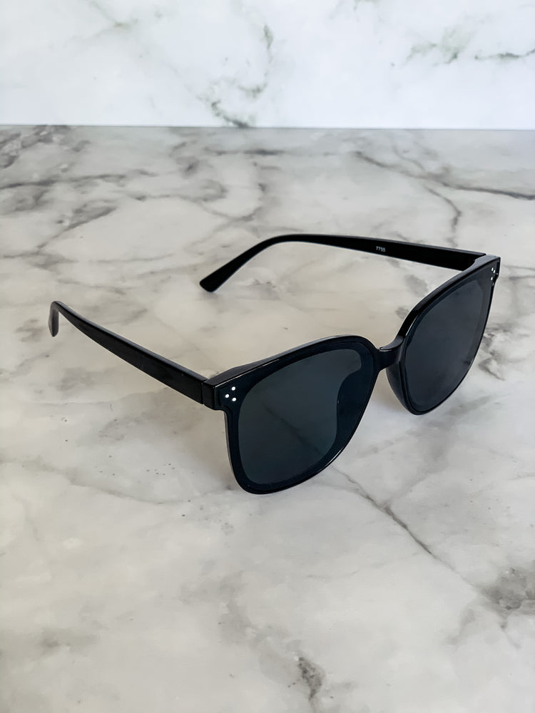 Black Wayfarer Sunglasses - Lilac&Lemon